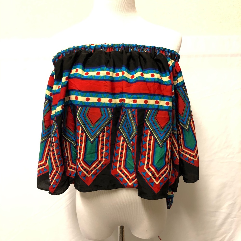 Patterned Blouse w Split Back - Picture 2 of 6